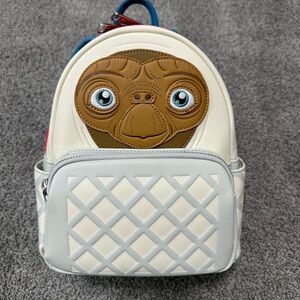 Loungefly ET backpack! Excellent used condition! Only used a couple times!